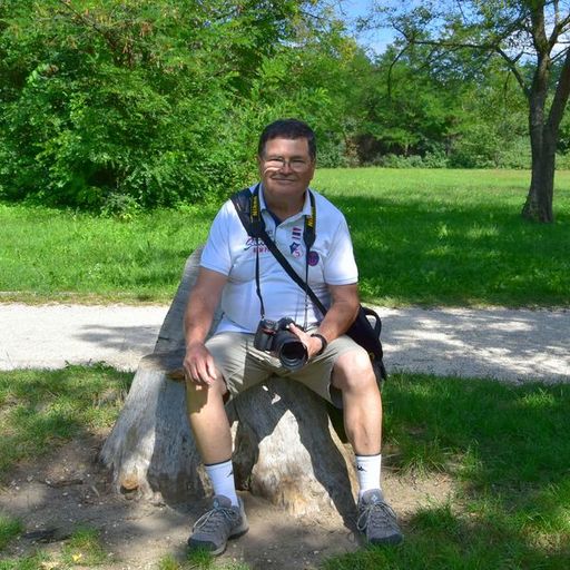 Attila István Juhasz — YouPic