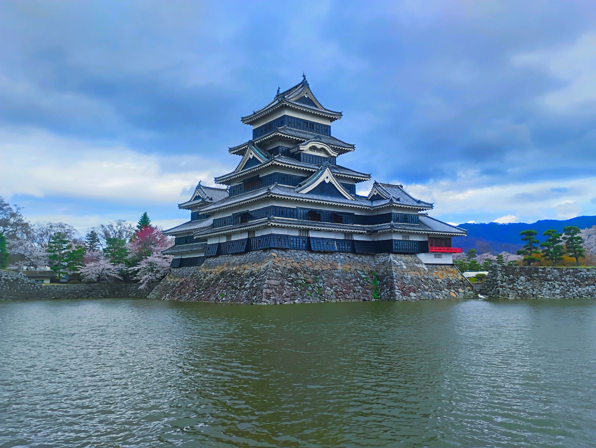 Matsumoto Castle by artist remraf — YouPic