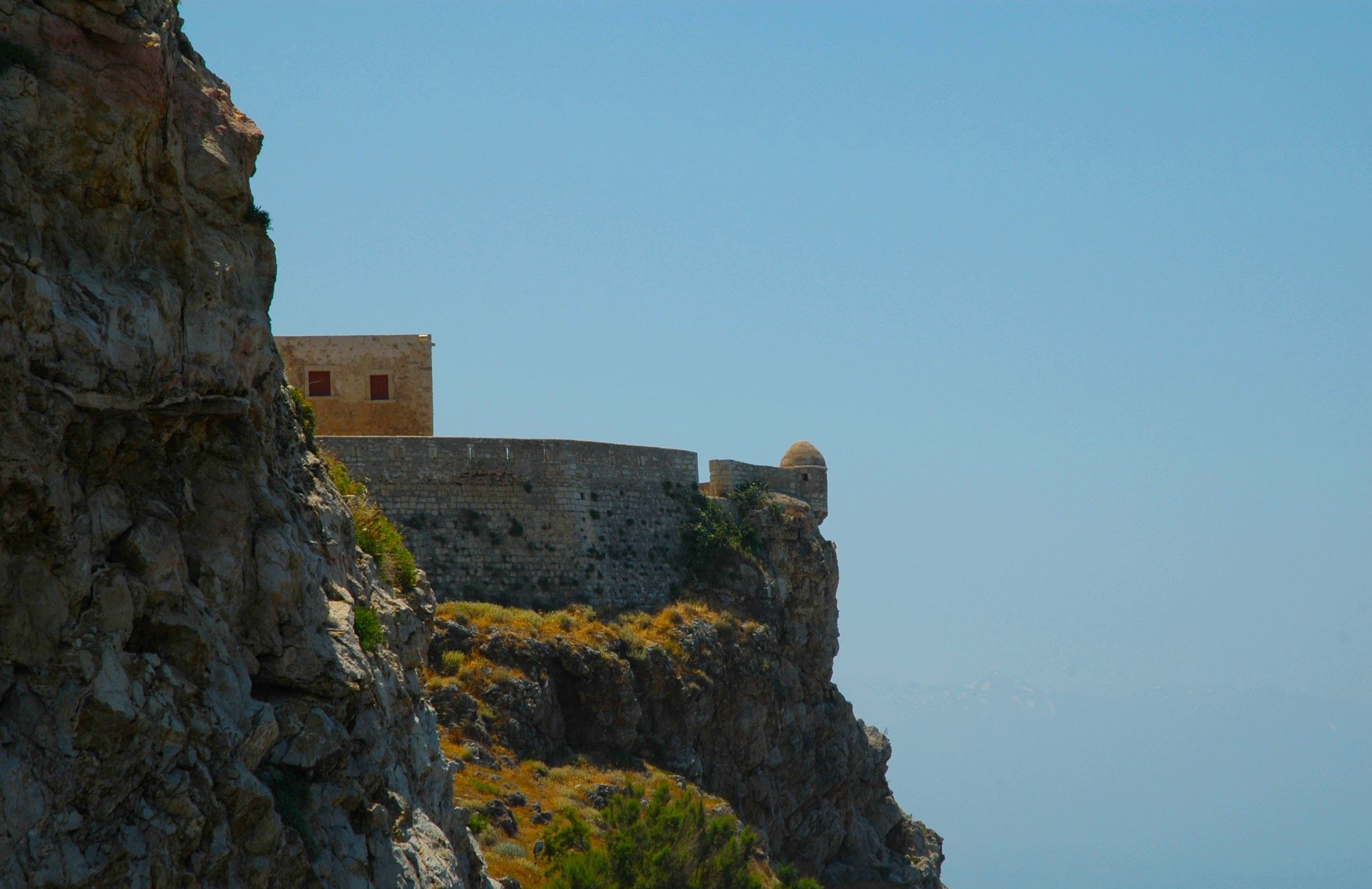 Le vieux fort by Pitou — YouPic