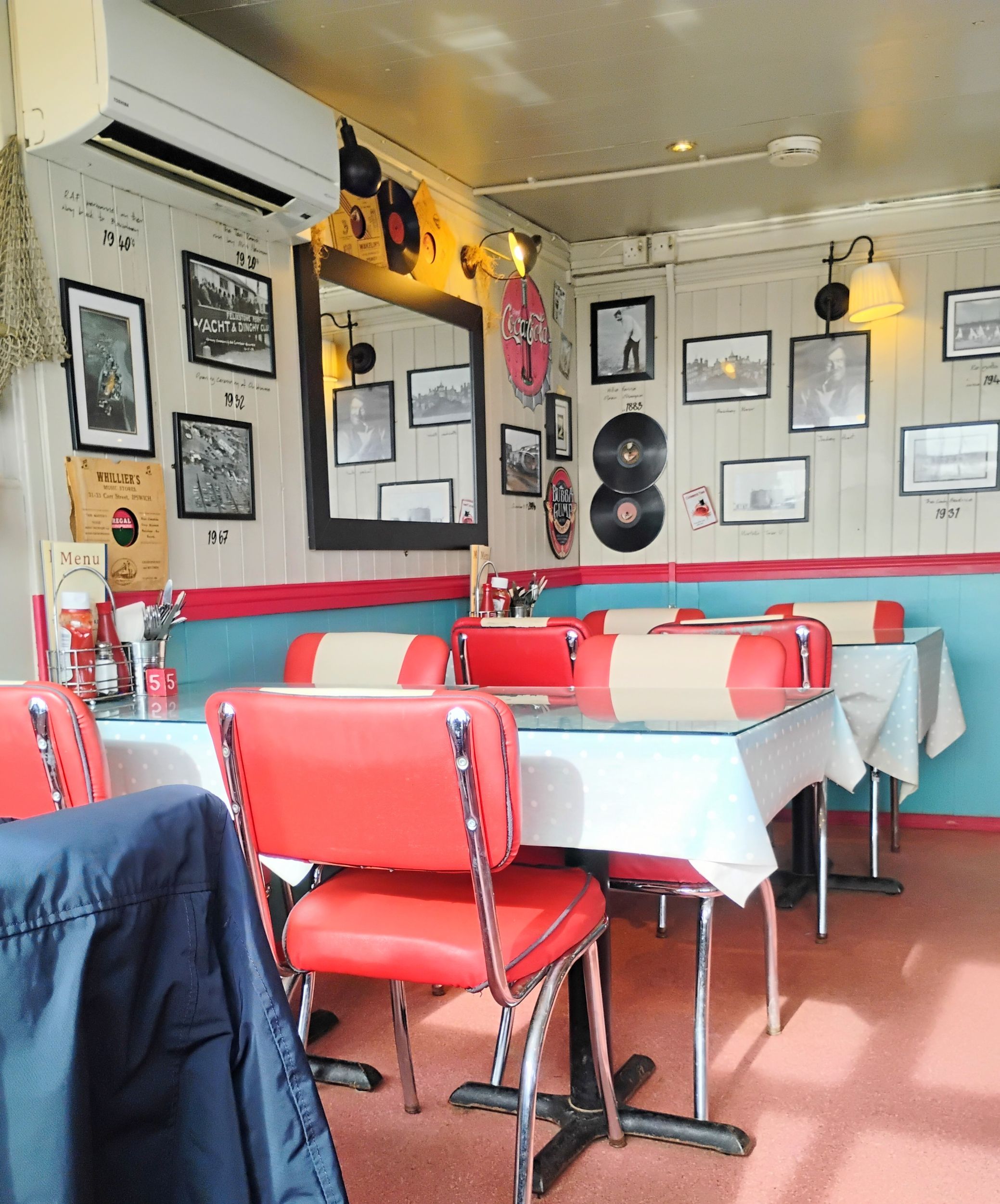 Ferry Cafe by artist remraf on YouPic