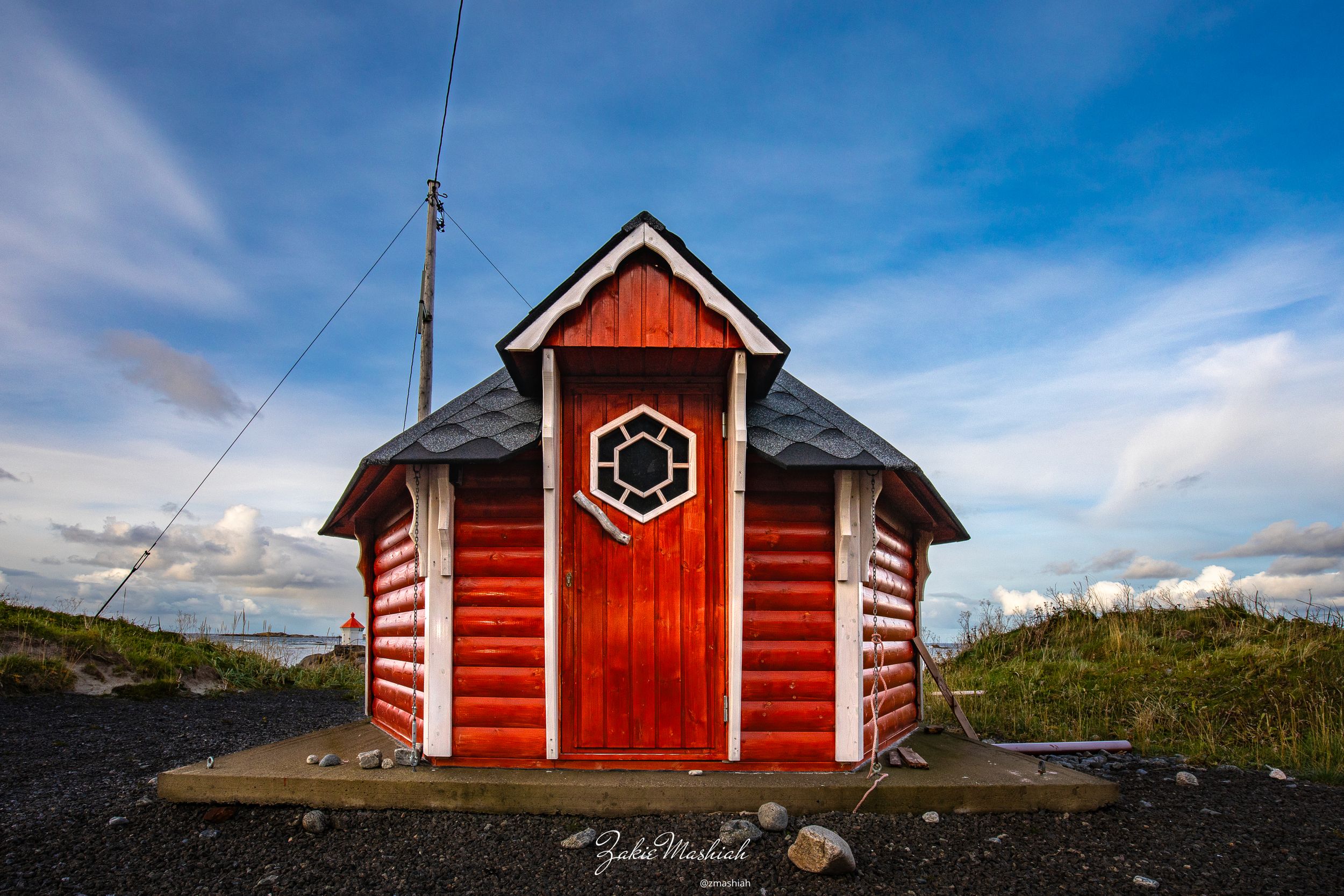 Red hot hut by Zakie Mashiah on YouPic