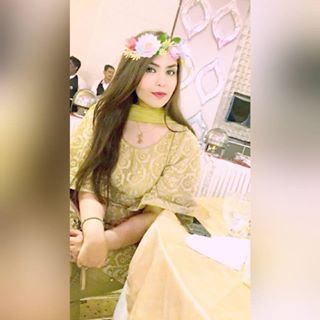YouPic profile picture for @sarahkhan